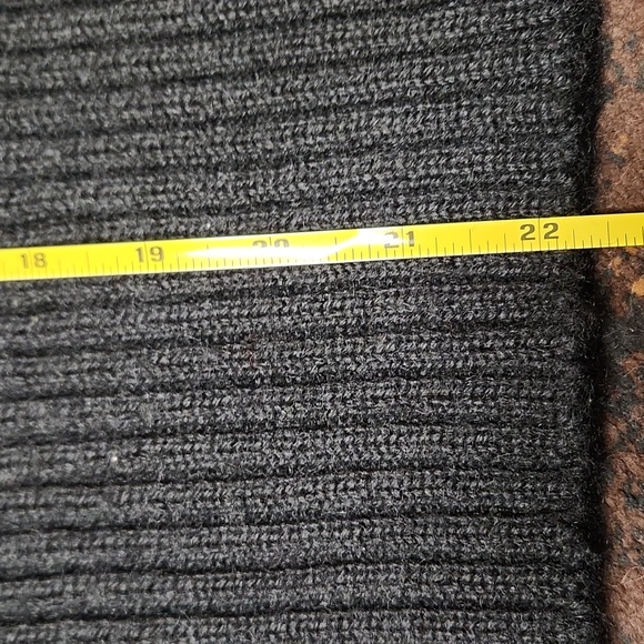 Unisex Black Sweater - Picture 4 of 7